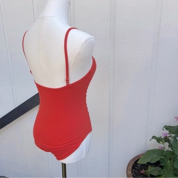 Michael Kors Orange Solids Logo Gold Chain One-Piece Swimsuit Women’s Size 6 - Picture 6 of 12